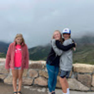 Meet your Posher, Kaitlin